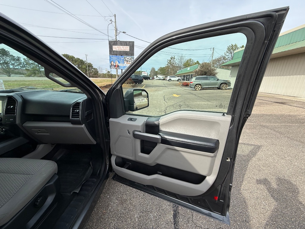 2020 Ford F150 XLT photo