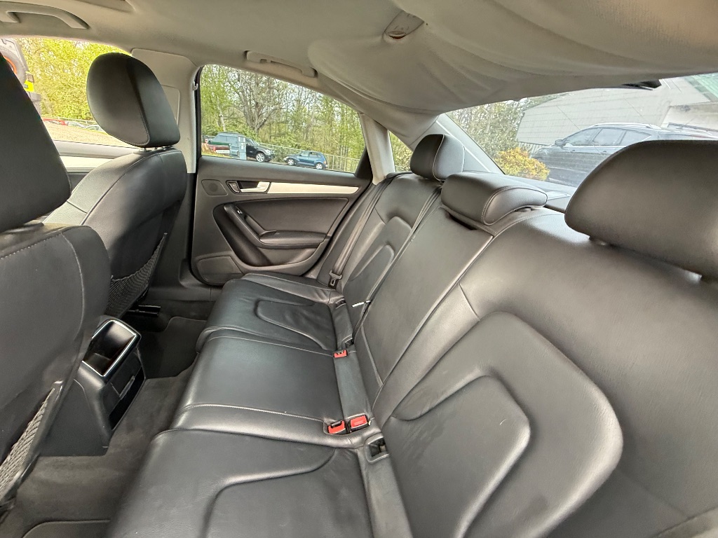2014 Audi A4 2.0T quattro Premium photo