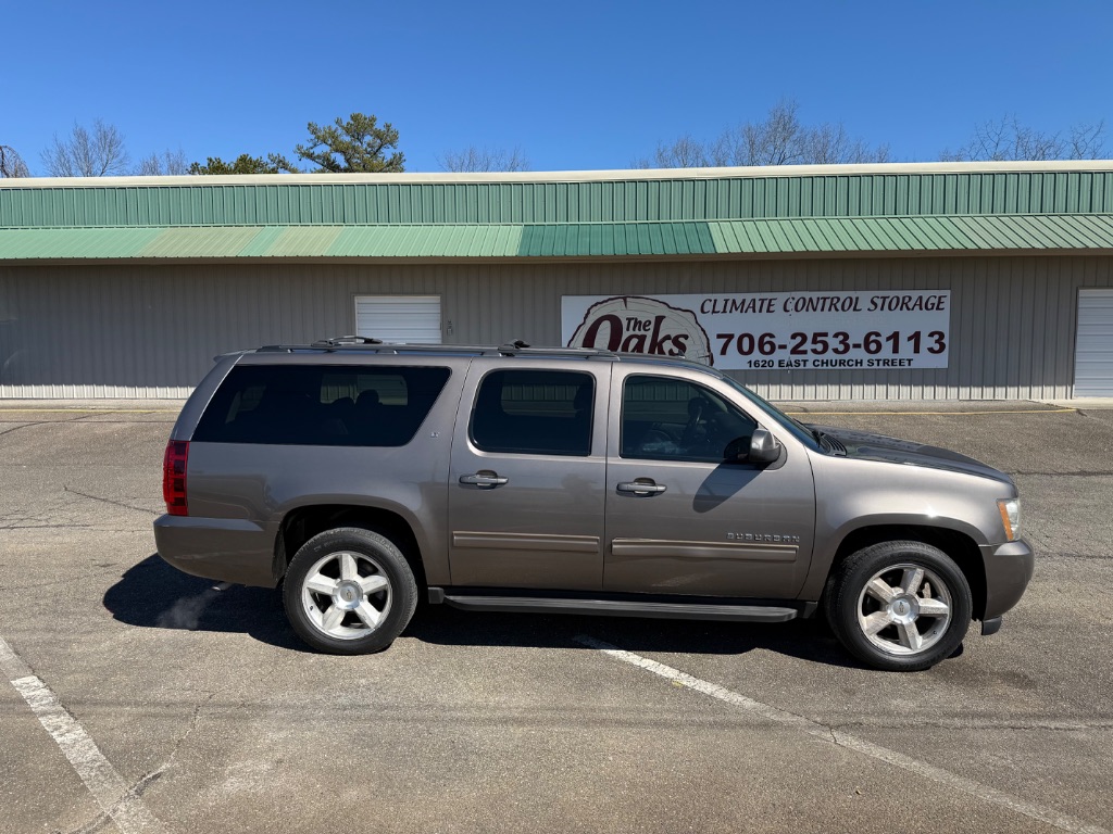 2011 Chevrolet Suburban LT 1500 photo