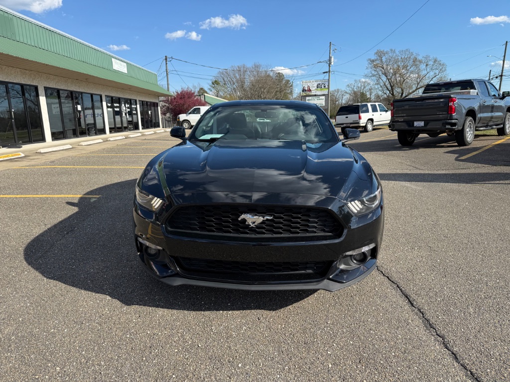 2015 Ford Mustang ECO Premium photo