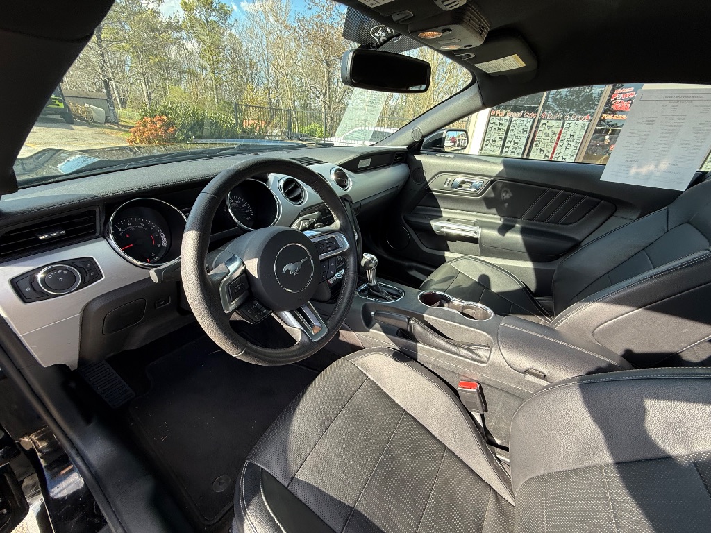 2015 Ford Mustang ECO Premium photo