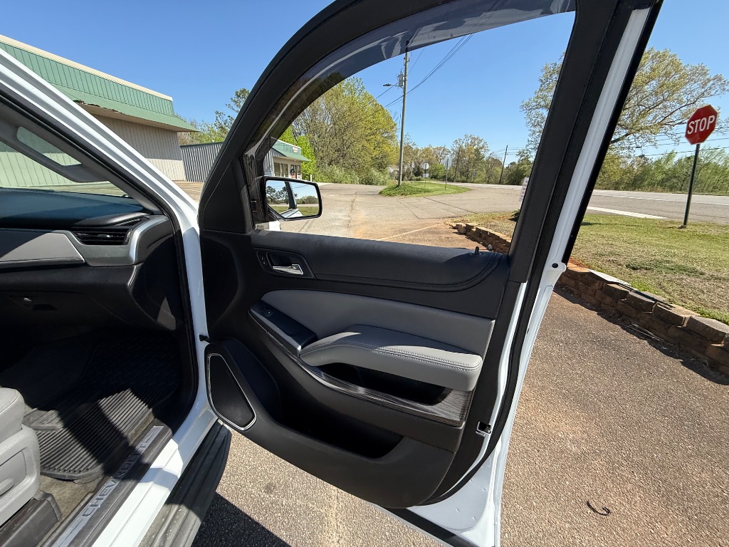 2015 Chevrolet Tahoe LT photo