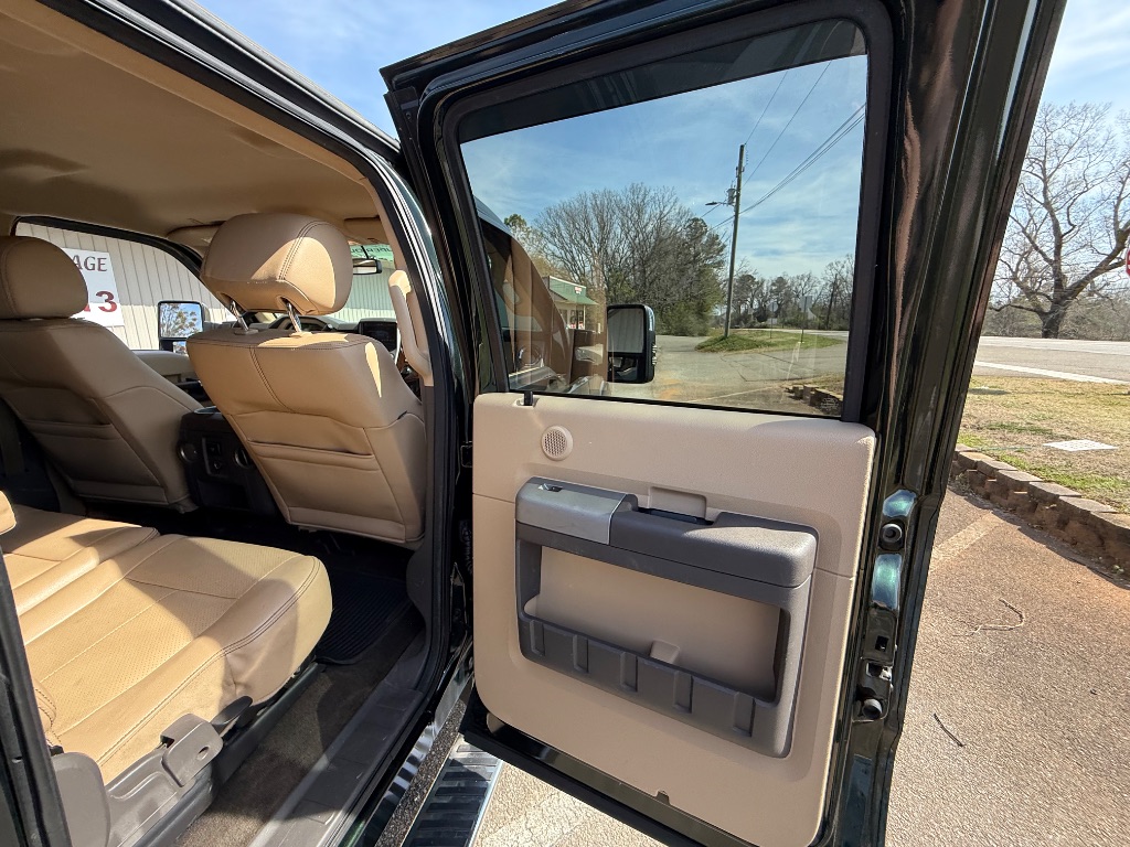 2016 Ford F250sd Lariat photo