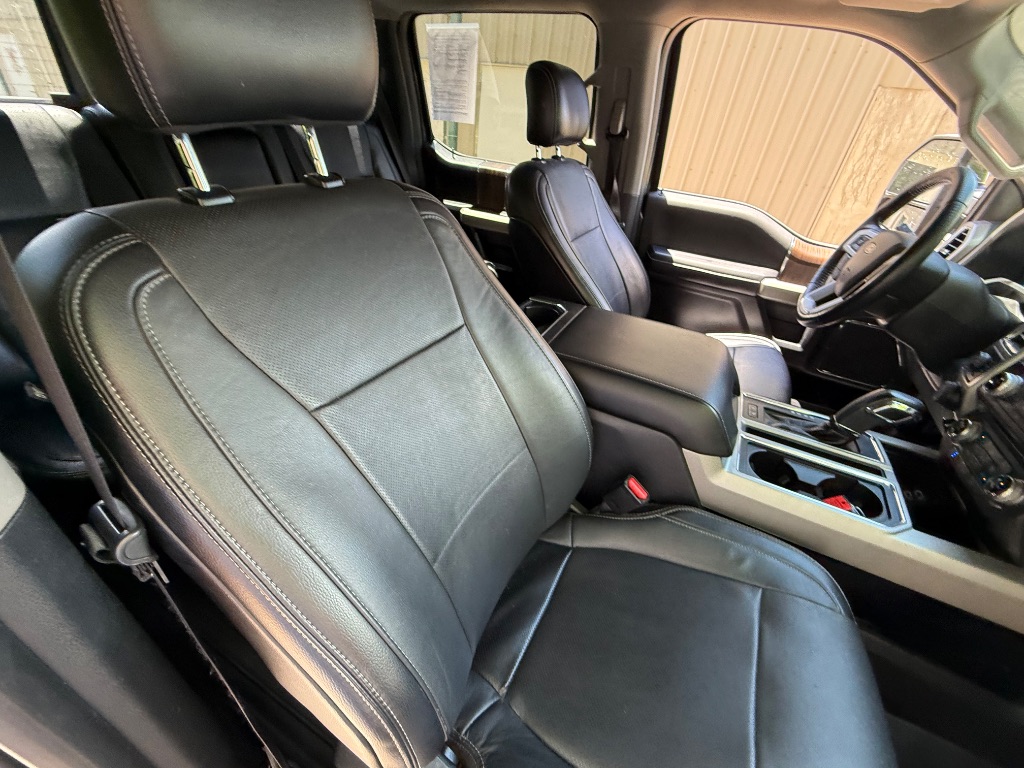 2017 Ford F150 Lariat photo