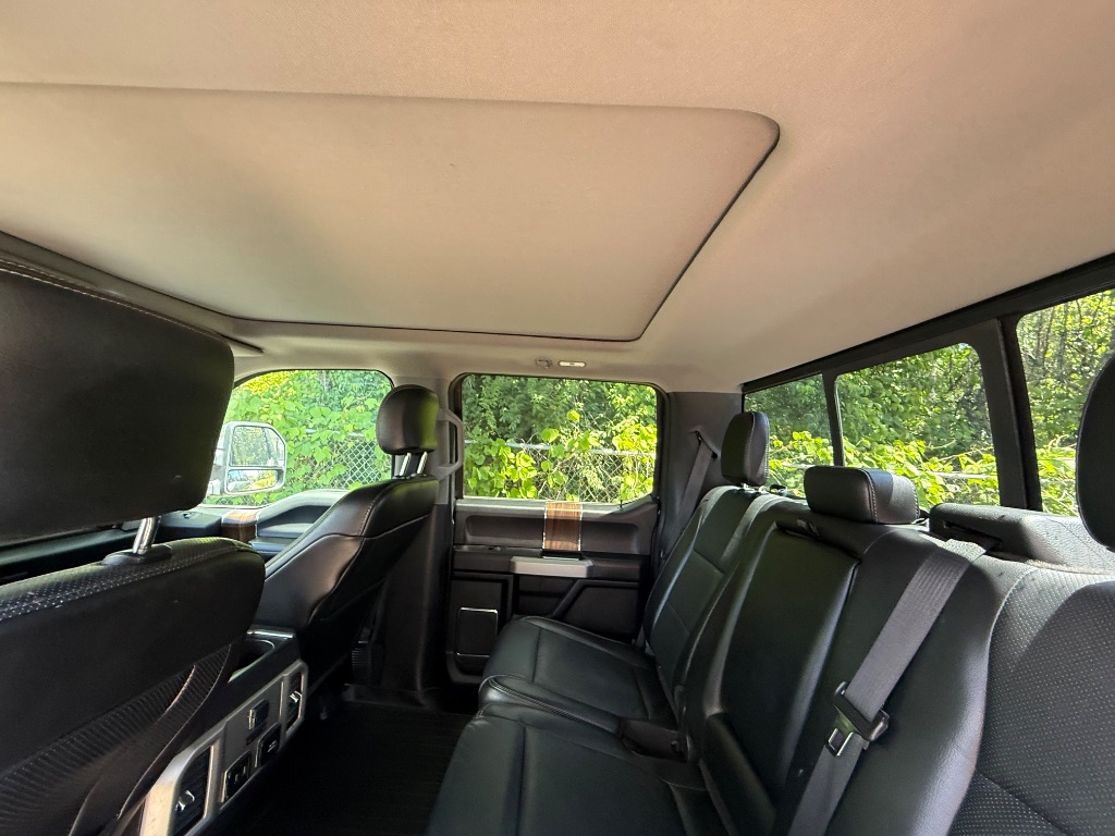 2017 Ford F150 Lariat photo