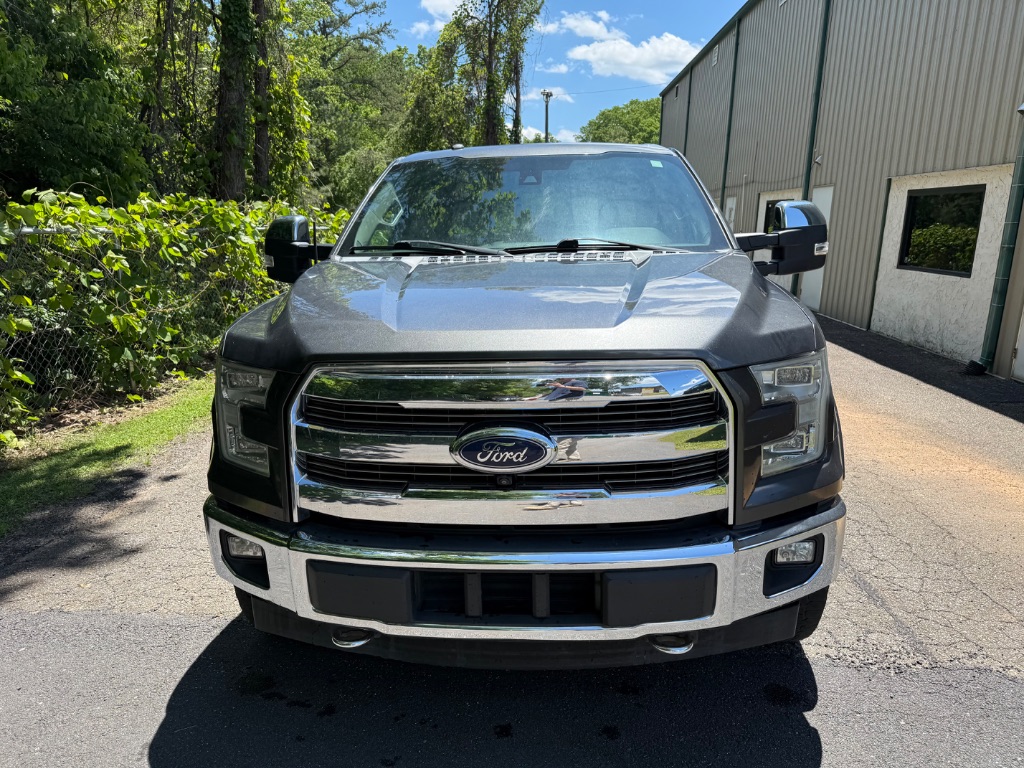 2017 Ford F150 Lariat photo