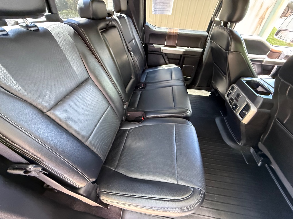 2017 Ford F150 Lariat photo