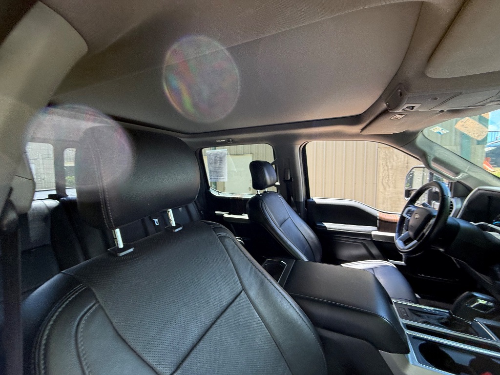 2017 Ford F150 Lariat photo