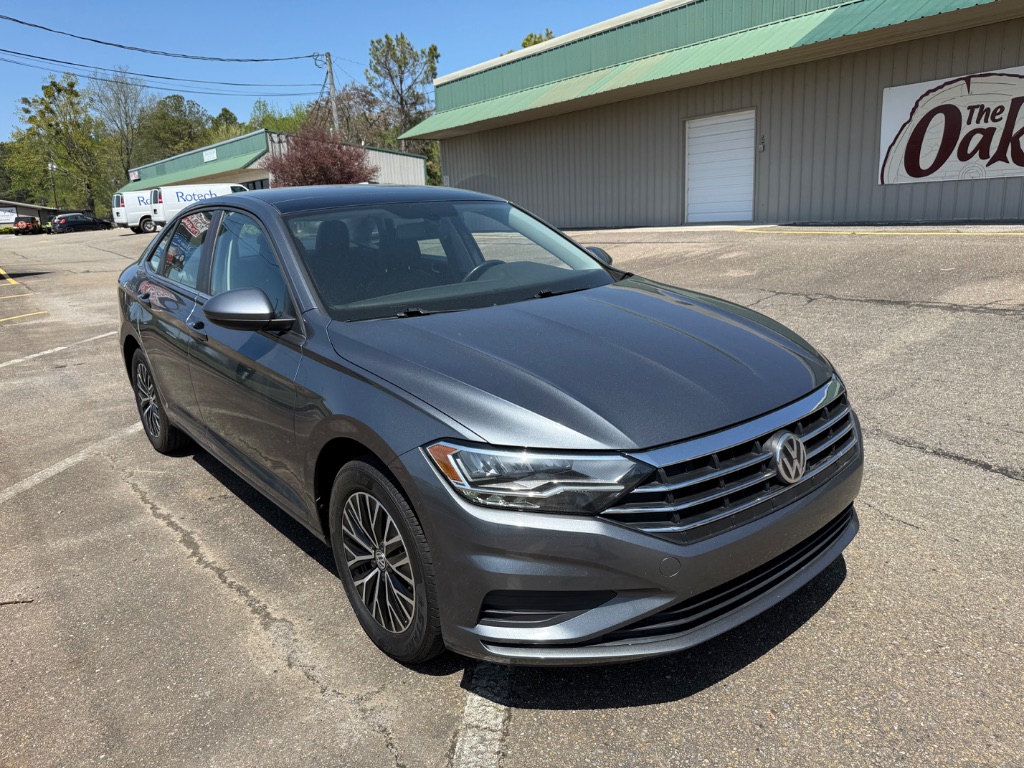 2021 Volkswagen Jetta R-Line photo