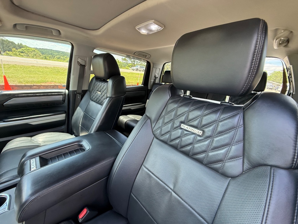 2016 Toyota Tundra Platinum photo