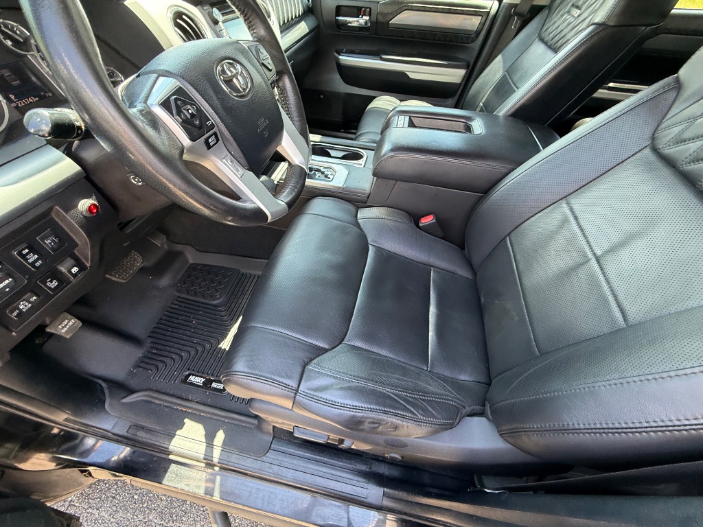 2016 Toyota Tundra Platinum photo