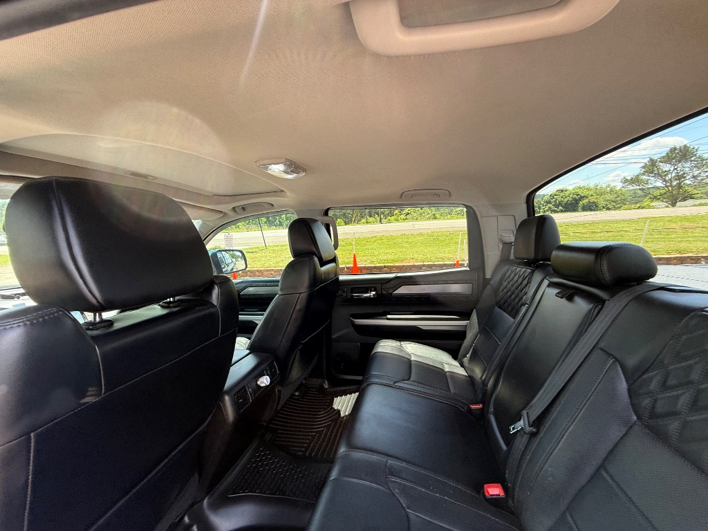 2016 Toyota Tundra Platinum photo