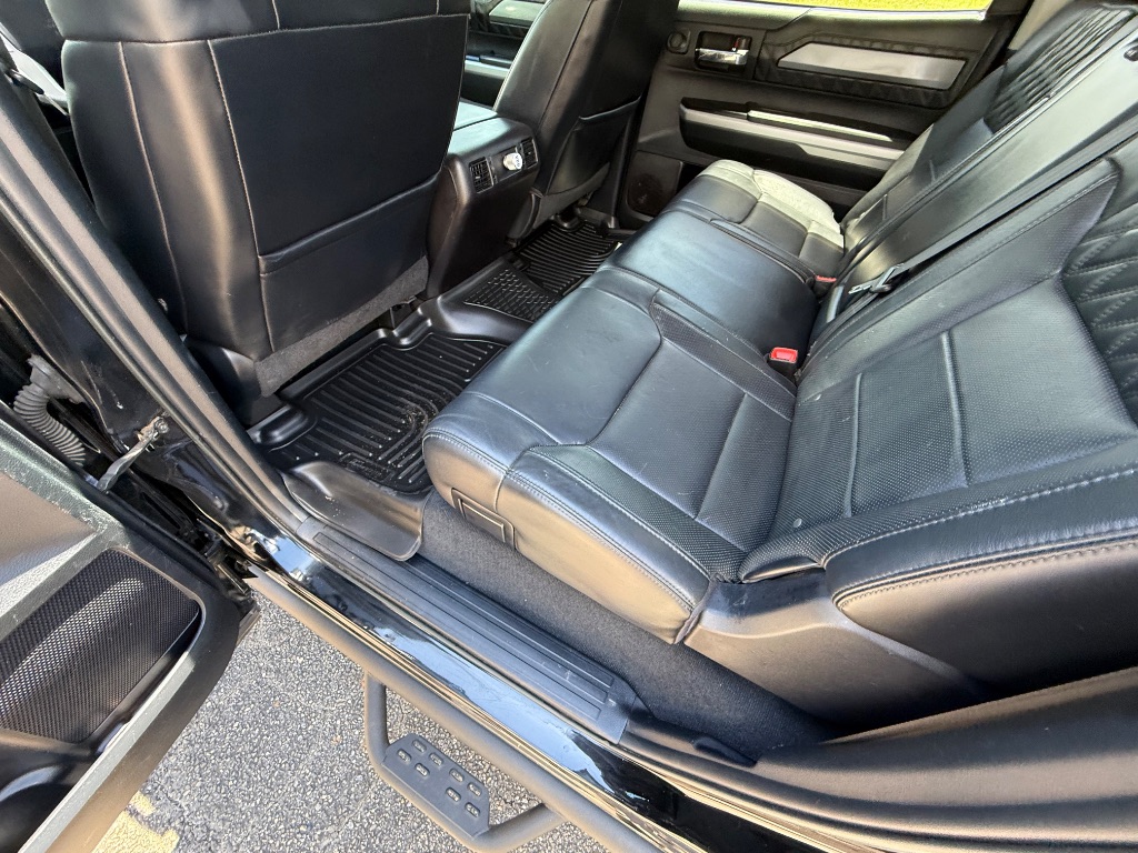 2016 Toyota Tundra Platinum photo