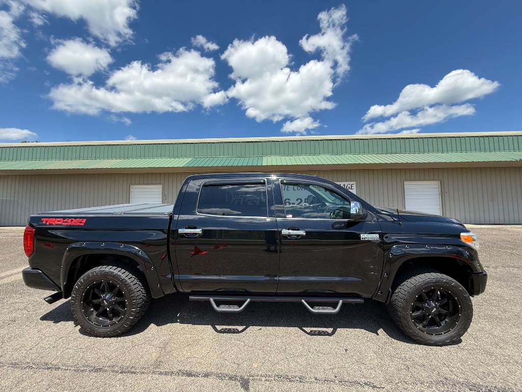 2016 Toyota Tundra Platinum photo