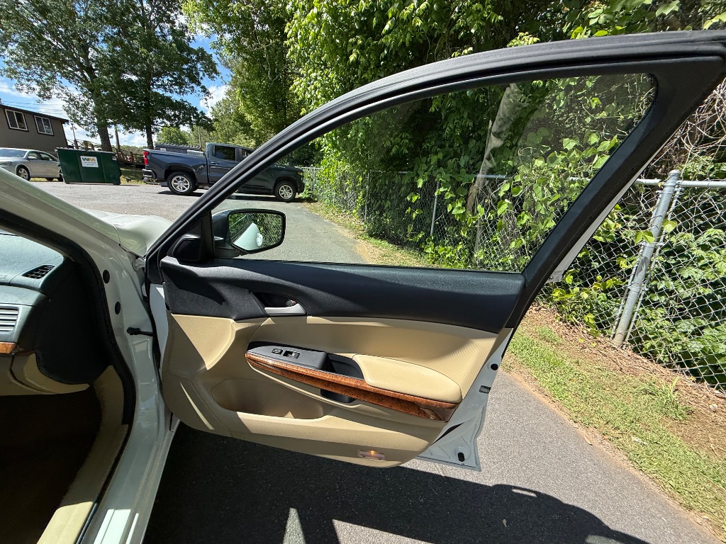 2012 Honda Accord EX photo