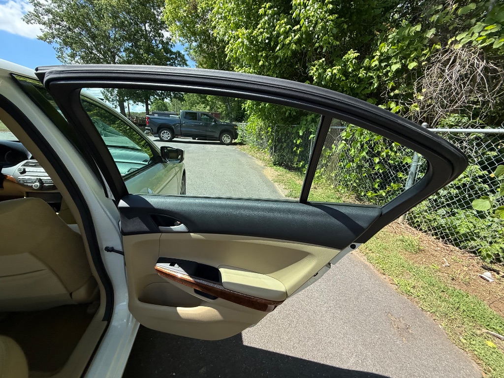 2012 Honda Accord EX photo