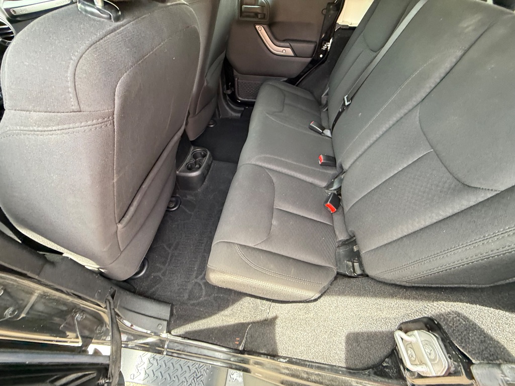 2015 Jeep Wrangler Unlimited Sport photo
