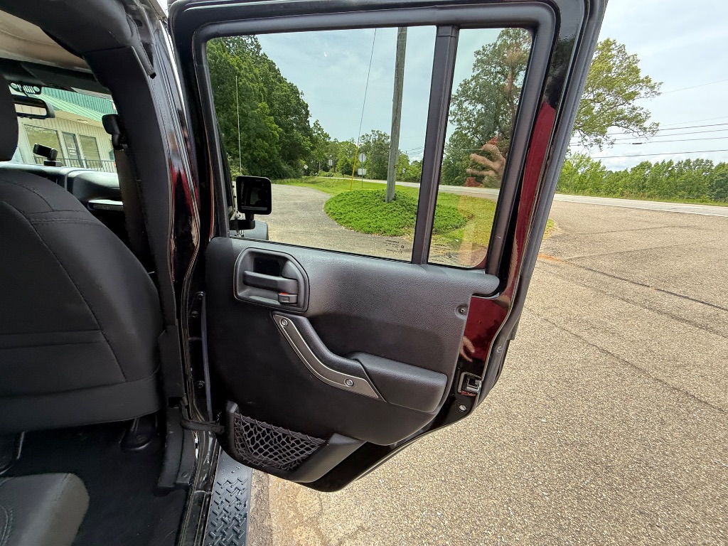 2015 Jeep Wrangler Unlimited Sport photo
