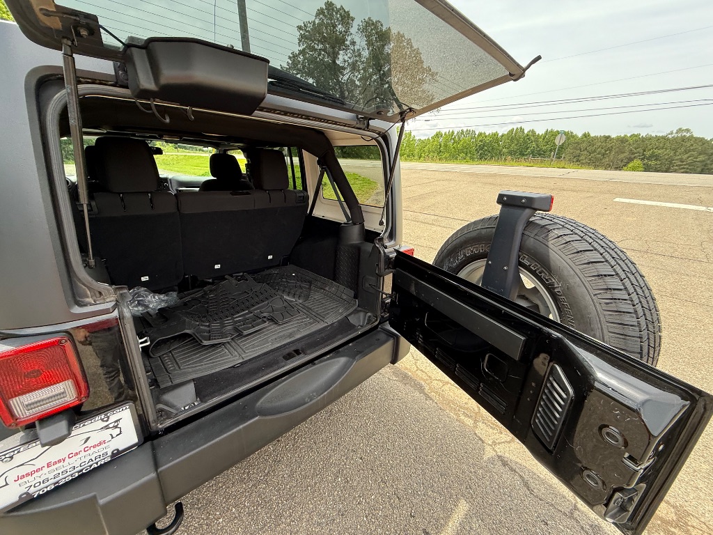 2015 Jeep Wrangler Unlimited Sport photo