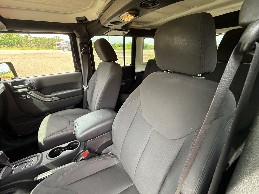 2015 Jeep Wrangler Unlimited Sport photo