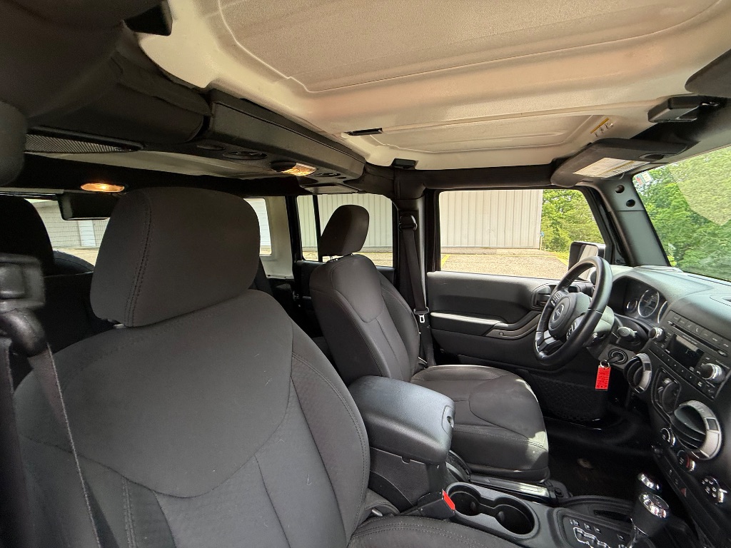 2015 Jeep Wrangler Unlimited Sport photo