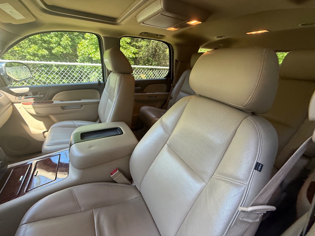 2013 Chevrolet Tahoe LTZ photo