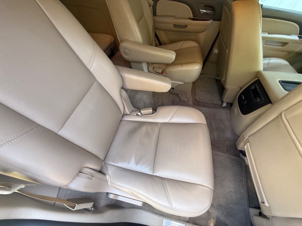 2013 Chevrolet Tahoe LTZ photo
