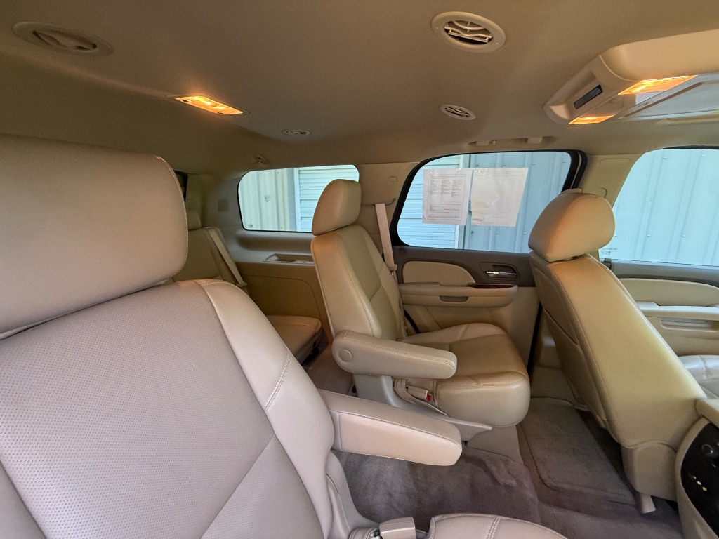 2013 Chevrolet Tahoe LTZ photo