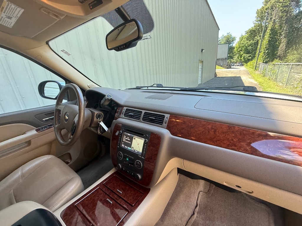 2013 Chevrolet Tahoe LTZ photo