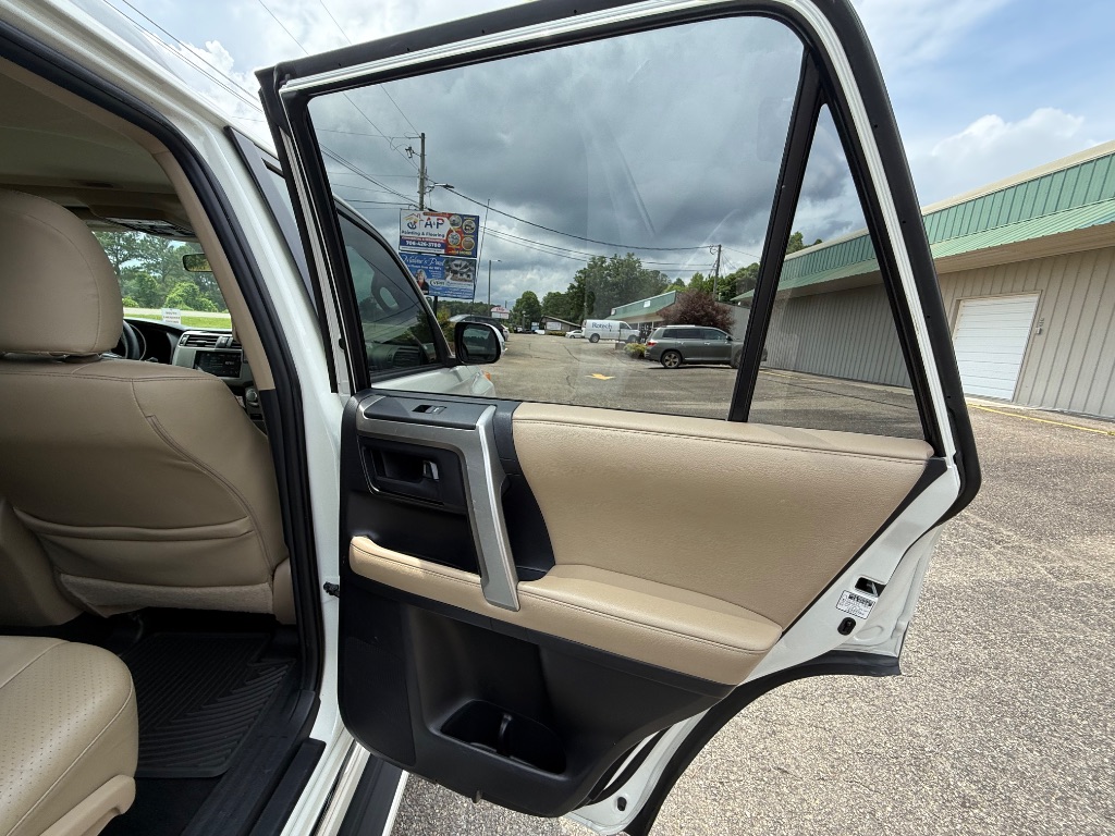 2012 Toyota 4Runner SR5 photo