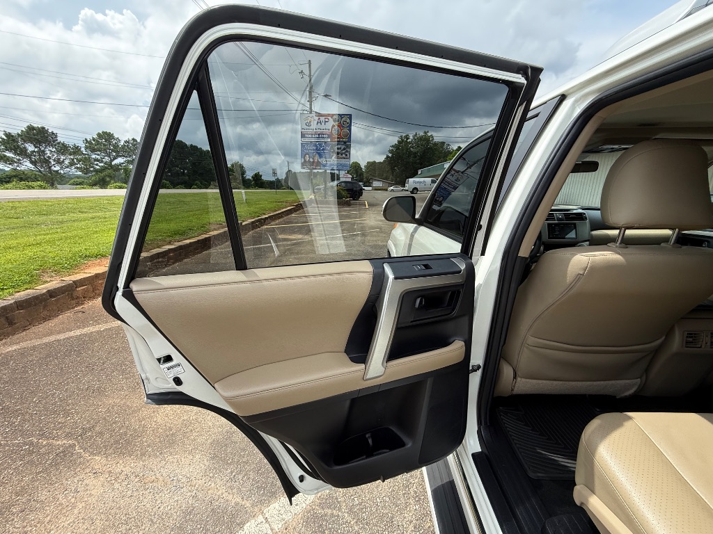 2012 Toyota 4Runner SR5 photo