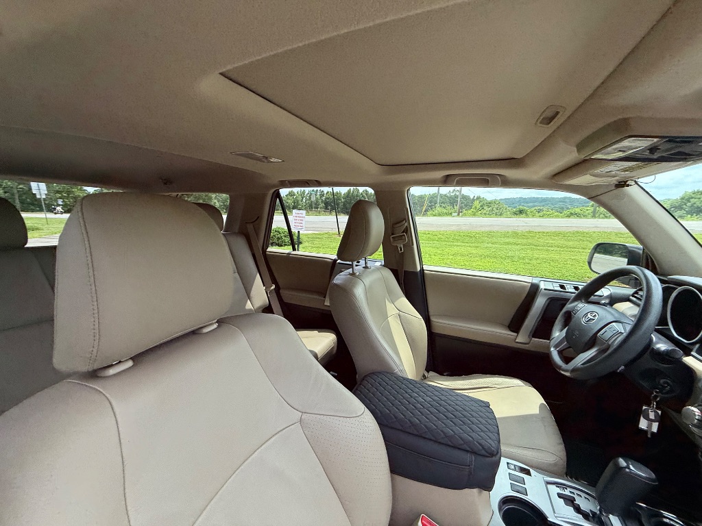 2012 Toyota 4Runner SR5 photo