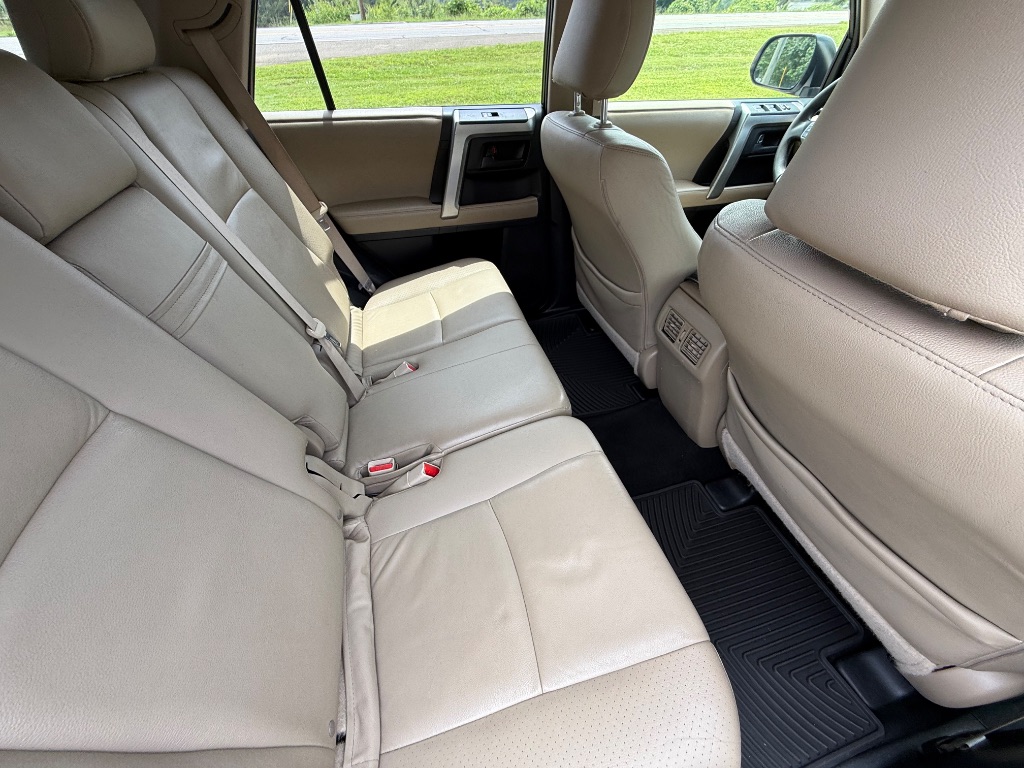 2012 Toyota 4Runner SR5 photo