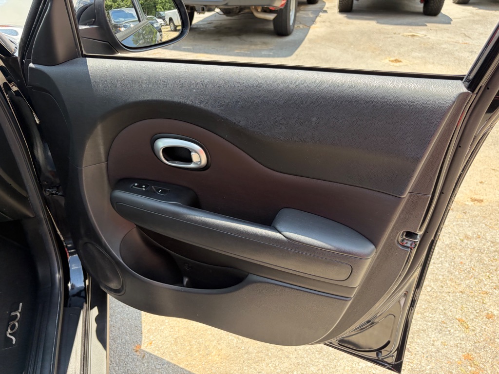 2015 Kia Soul - $11,990
