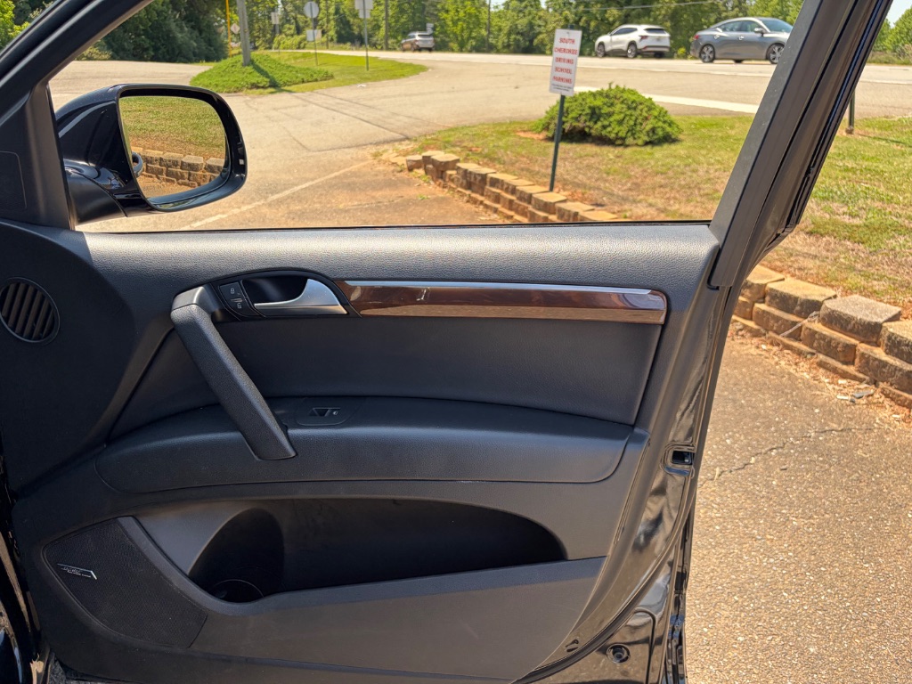 2012 Audi Q7 - $10,990