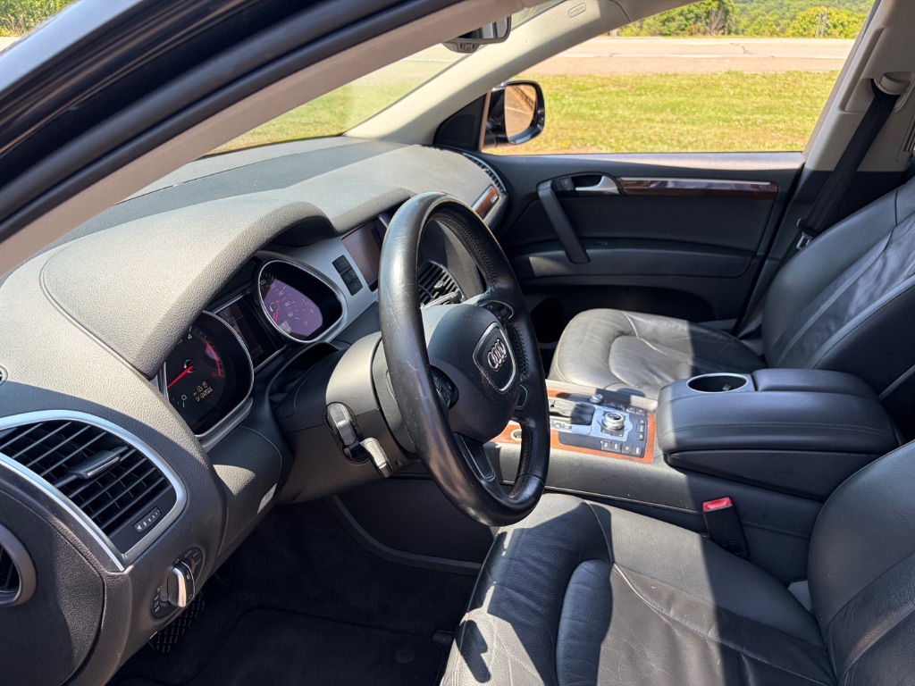 2012 Audi Q7 - $10,990