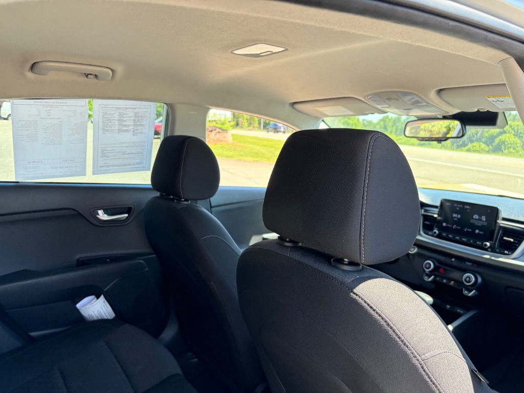 2023 Kia Rio - $17,990