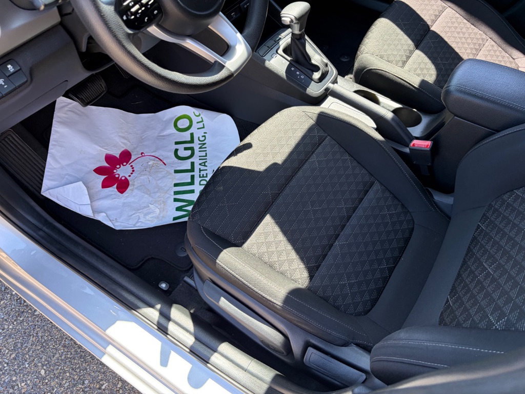 2023 Kia Rio - $17,990