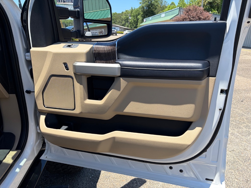 2017 Ford F-350 - $57,990