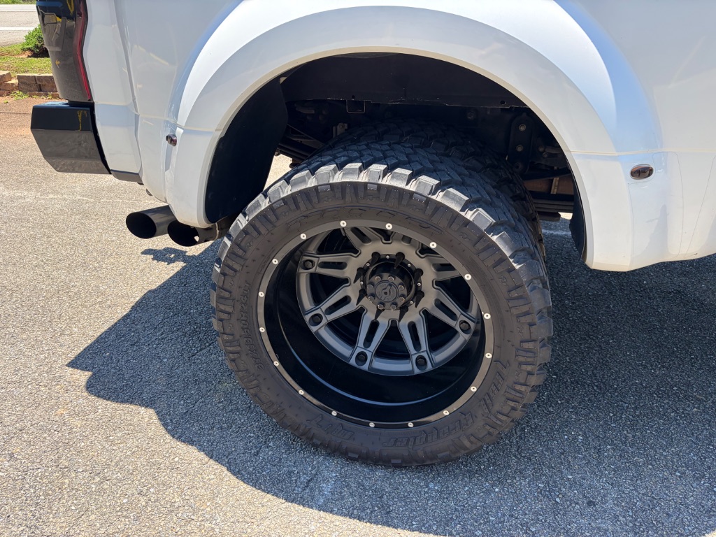 2017 Ford F-350 - $57,990
