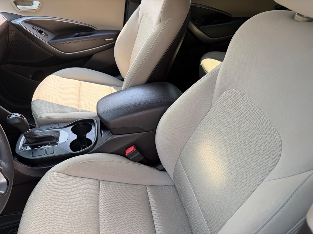 2017 Hyundai Santa Fe Sport - $12,990