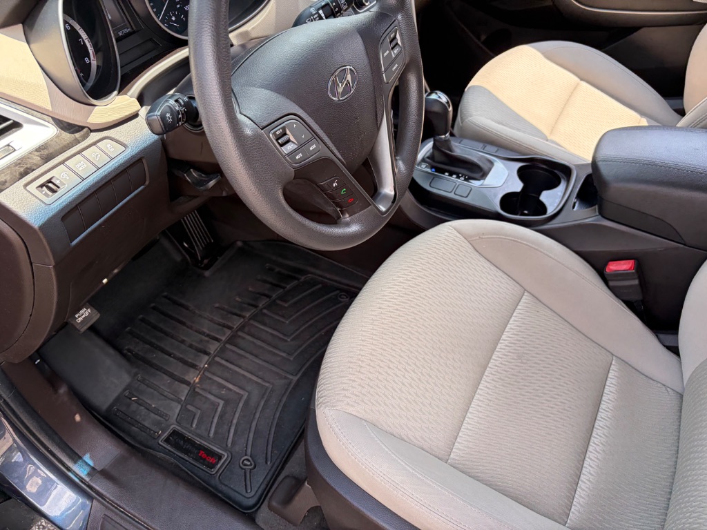 2017 Hyundai Santa Fe Sport - $12,990