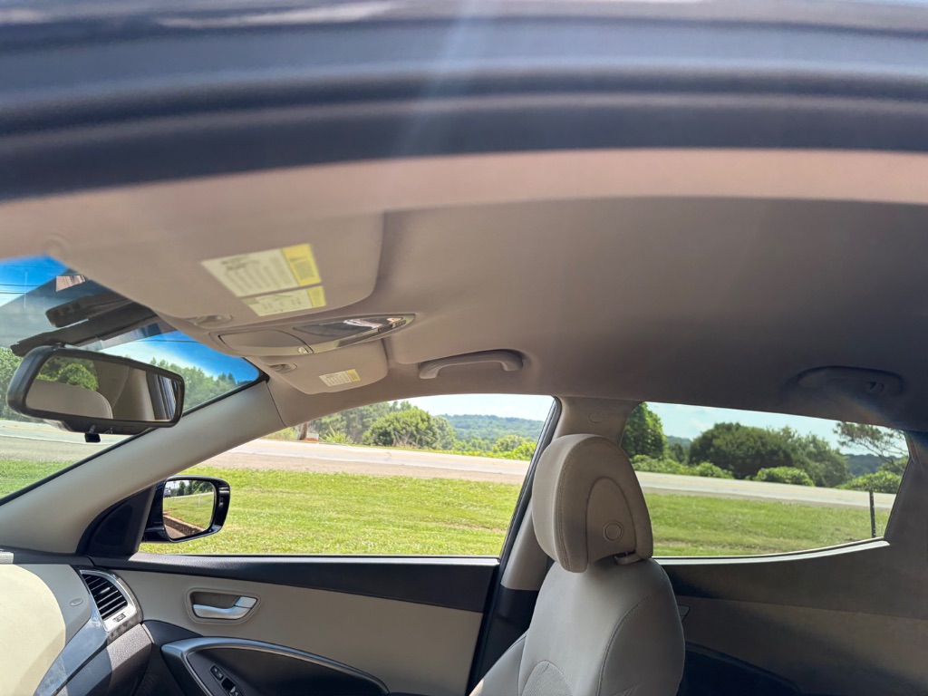 2017 Hyundai Santa Fe Sport - $12,990
