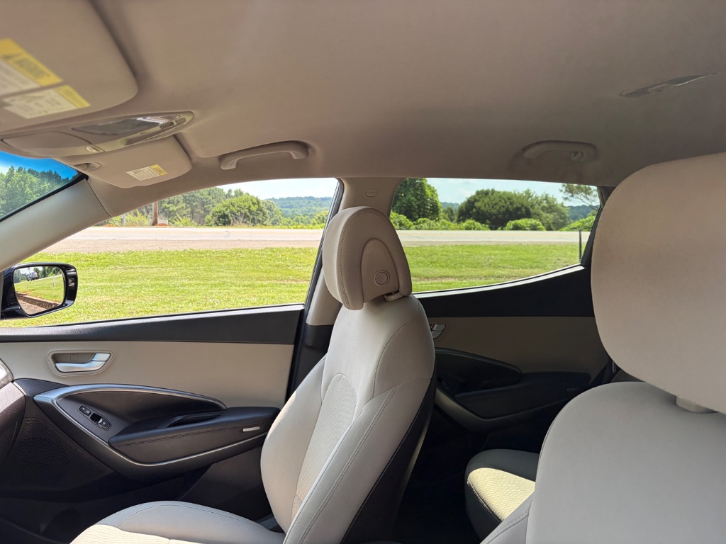 2017 Hyundai Santa Fe Sport - $12,990