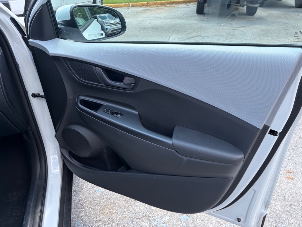 2021 Hyundai Kona - $16,990