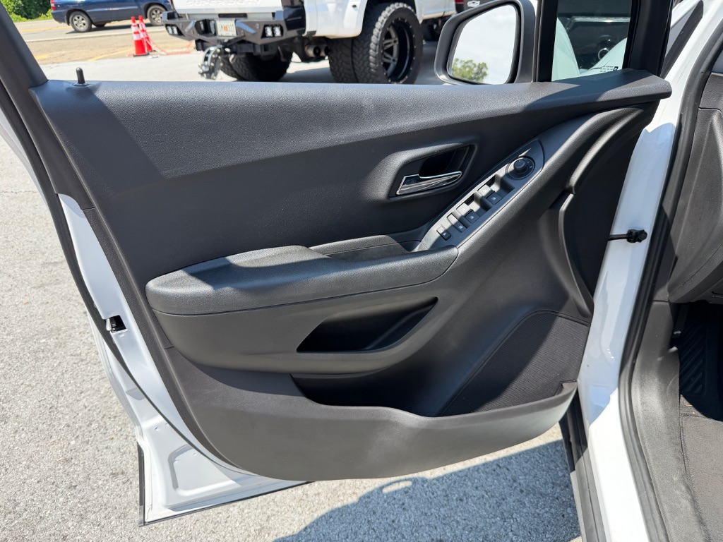 2018 Chevrolet Trax - $10,990