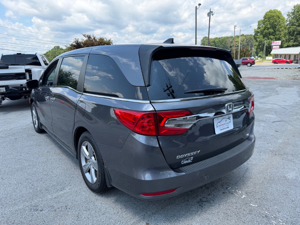 2018 Honda Odyssey - $18,990