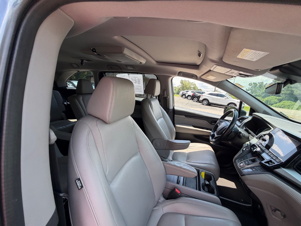 2018 Honda Odyssey - $18,990