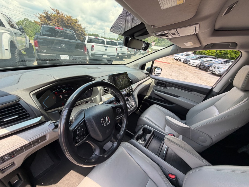 2018 Honda Odyssey - $18,990