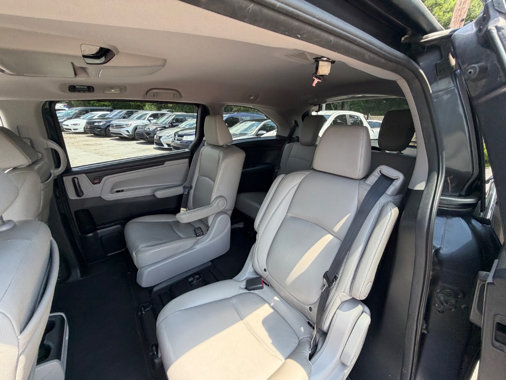 2018 Honda Odyssey - $18,990
